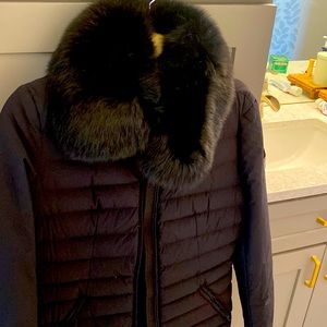 Beautiful black down coat with fur collar